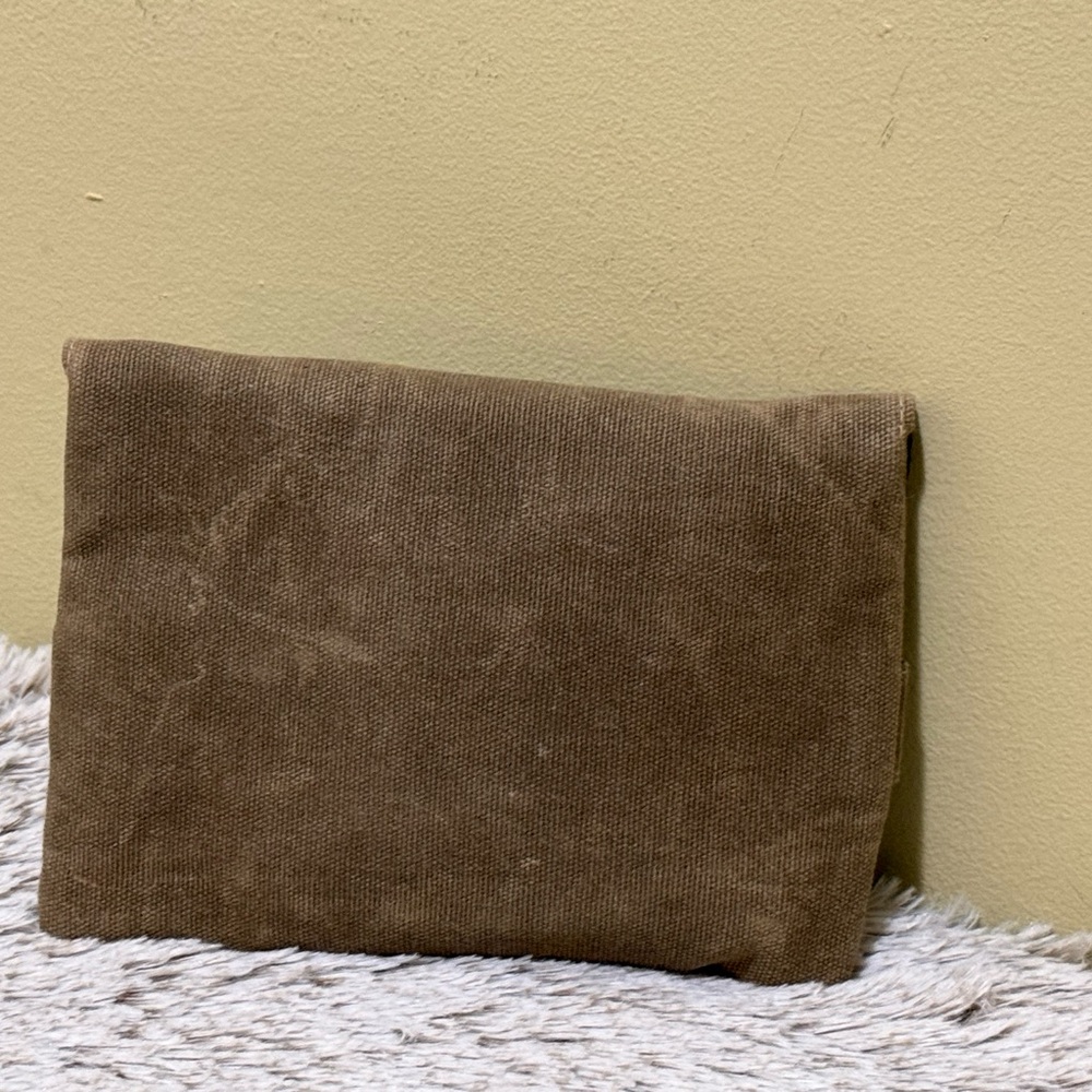 Le Labo Tan Toiletry Bag for Men - Picture 4 of 6